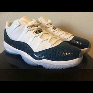 Jordan 11 Lowtop Blue Snakeskin